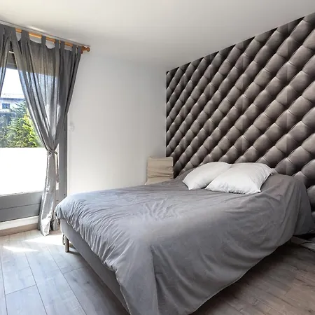 Renove Pres Des Plages Et Du Marche, 2 Chambres, Terrasse, Parking, Wifi Inclus - Fr-1-239-463