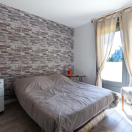 Renove Pres Des Plages Et Du Marche, 2 Chambres, Terrasse, Parking, Wifi Inclus - Fr-1-239-463 *